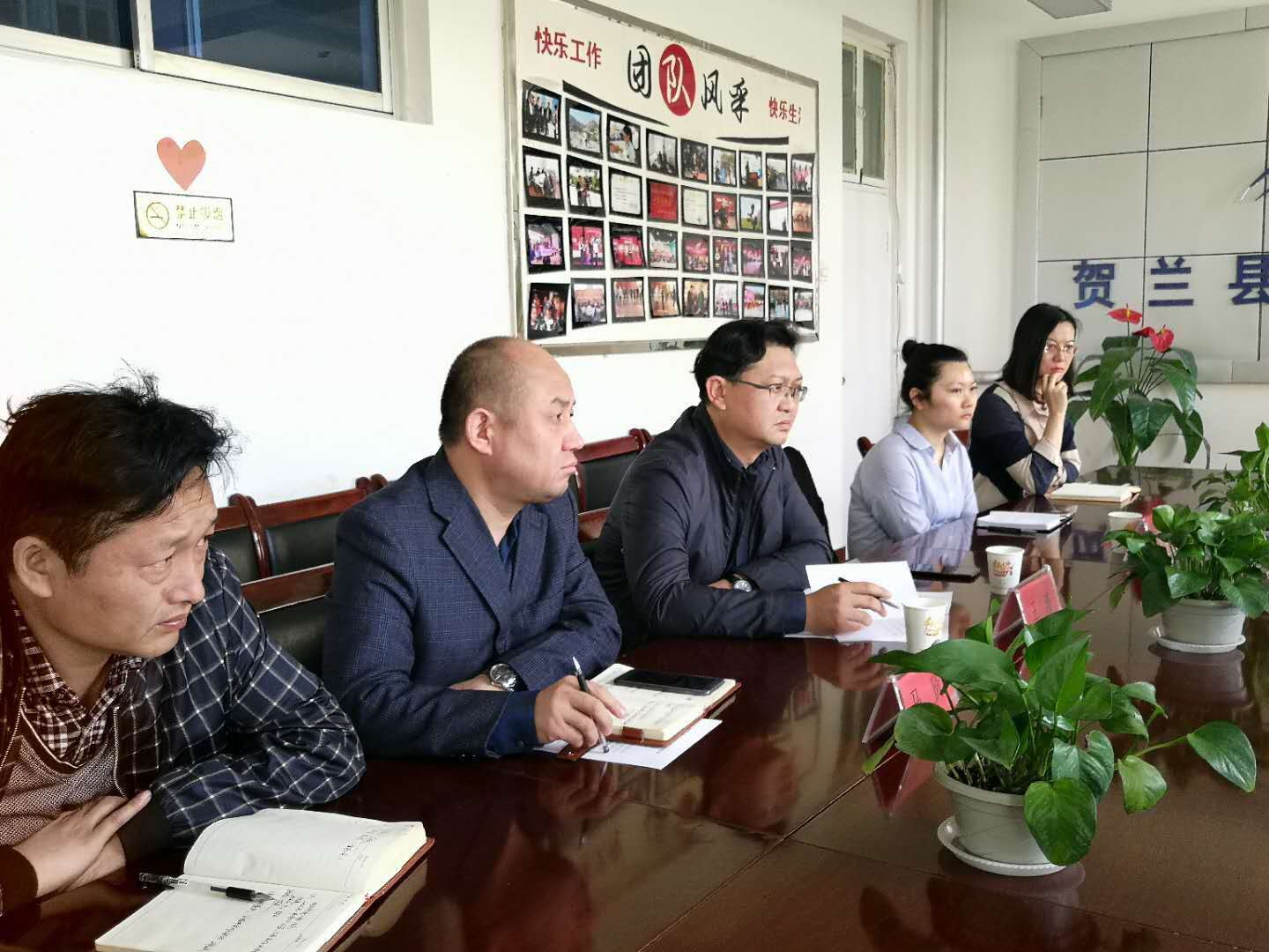 银川市新闻传媒集团来贺兰电视台调研
