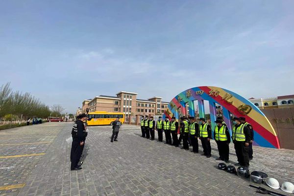 【城关派出所】练好看家本领 共建平安校园 (2)_副本.jpg